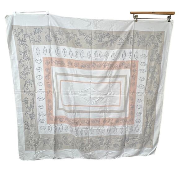 Vintage Cotton Tablecloth Mid Century Leaf Print Red Orange 56x52 - Picture 2 of 5